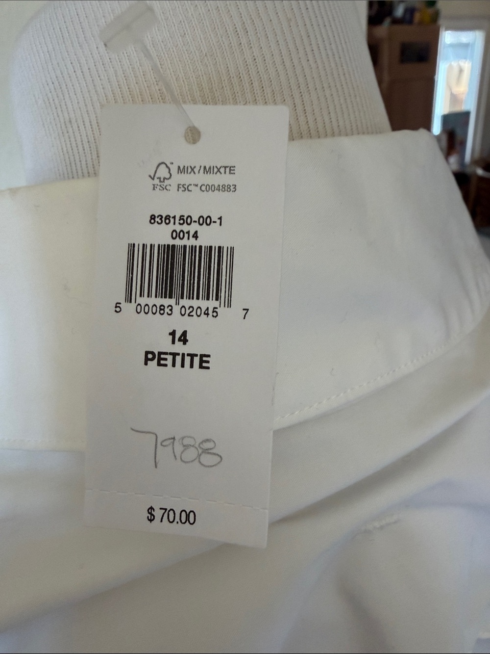 Banana Republic Women's White Button-Down Shirt - Picture 6 of 7
